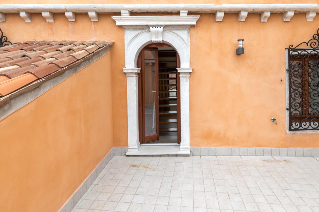 Charming Palace Corte Del Teatro Appartement Venetië